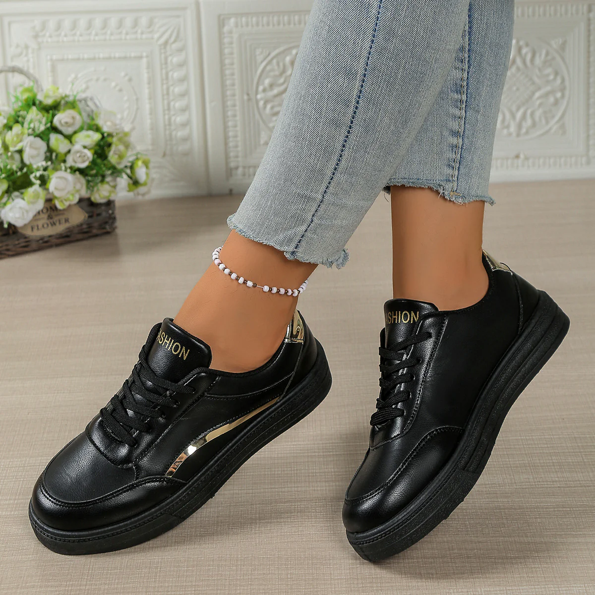 Damenstylische Sneaker mit metallischen Akzenten Heidi Mode - Image 2