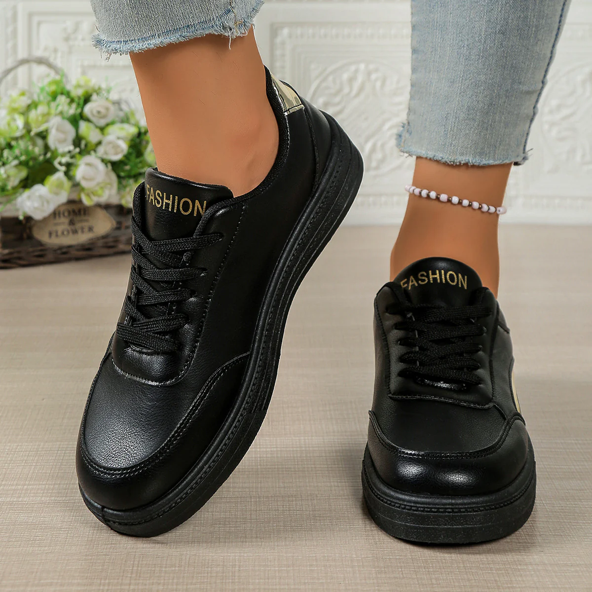Damenstylische Sneaker mit metallischen Akzenten Heidi Mode - Image 4