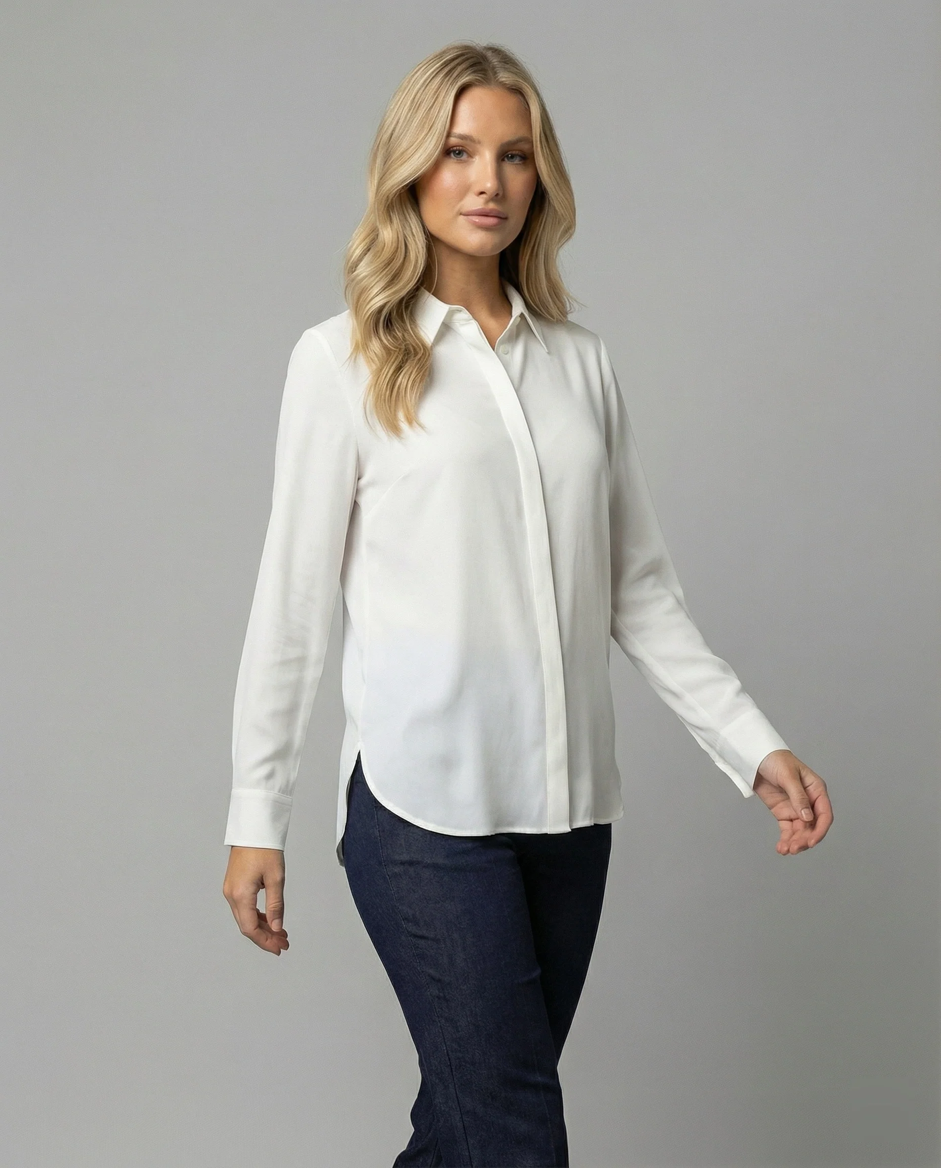 Elegantes minimalistisches Damenhemd mit Polokragen aus weichem Baumwollmix