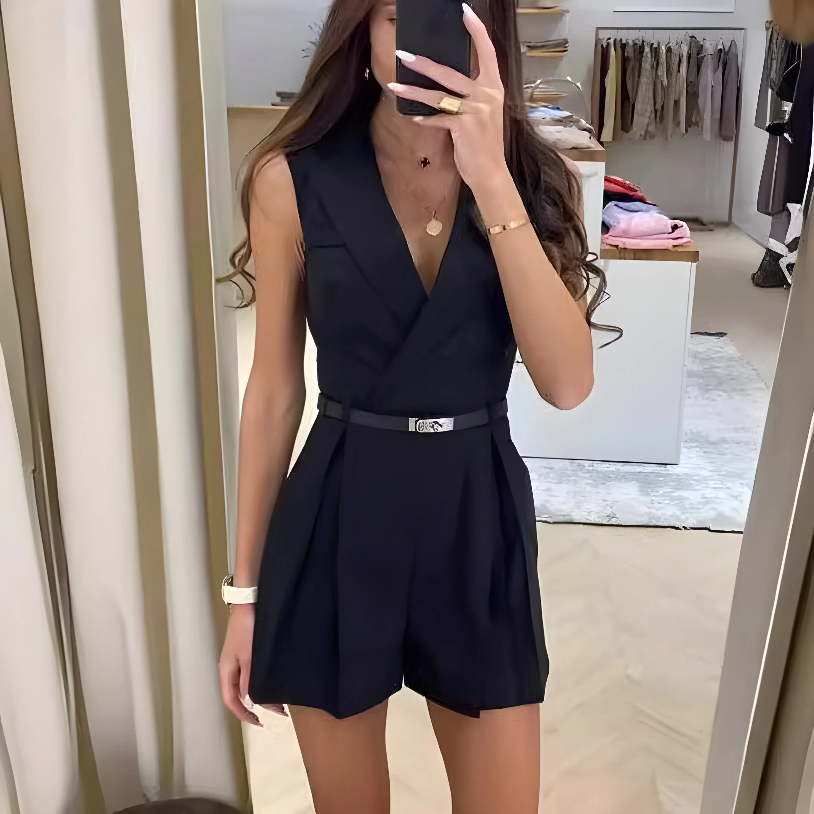 Heidi-Mode | Stylischer Ärmelloser Jumpsuit - Image 2