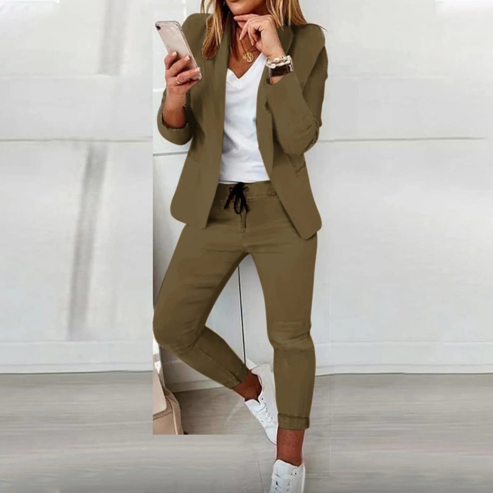 Heidi-Mode | Anzug-Set Moderner Zweiteiler mit Weiter Hose Taillierter Blazerjacke - Image 4