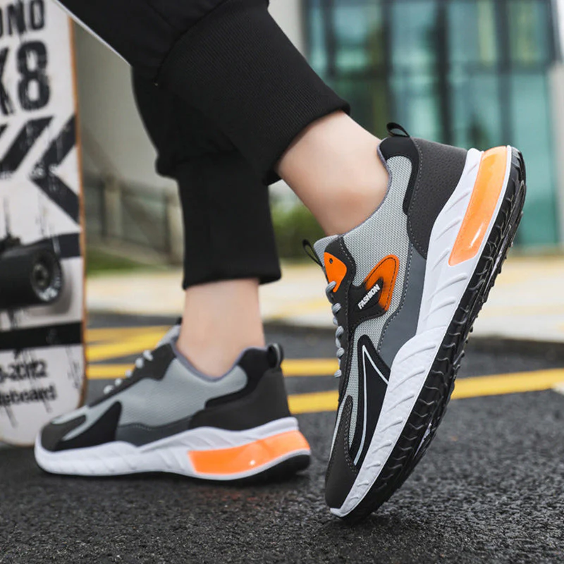 Heidi-Mode | Atmungsaktive Herren Sneaker mit Farbakzent - Image 6