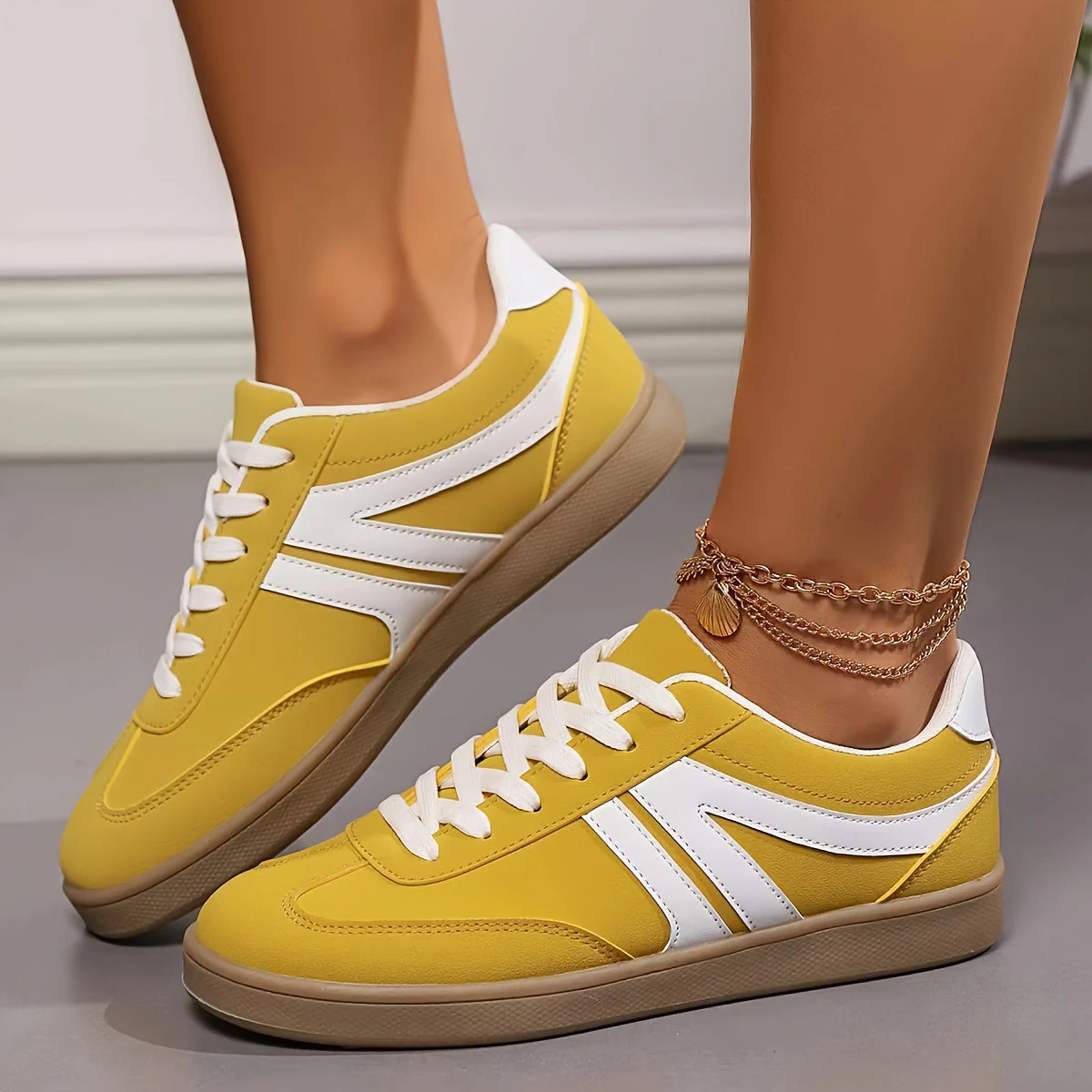 Heidi-Mode | Bequeme Damensneaker In Einfarbigen Farben - Image 10