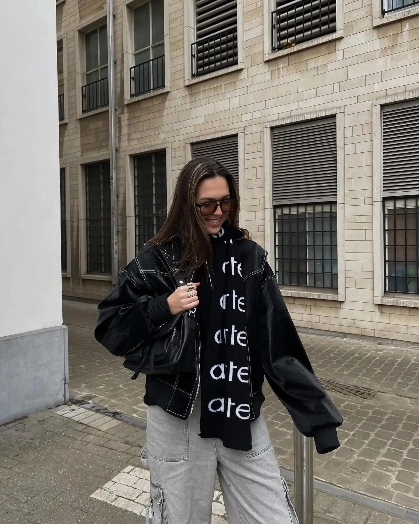 Heidi-Mode | Oversized Lederjacke für Damen Trendy und Bequem - Image 5