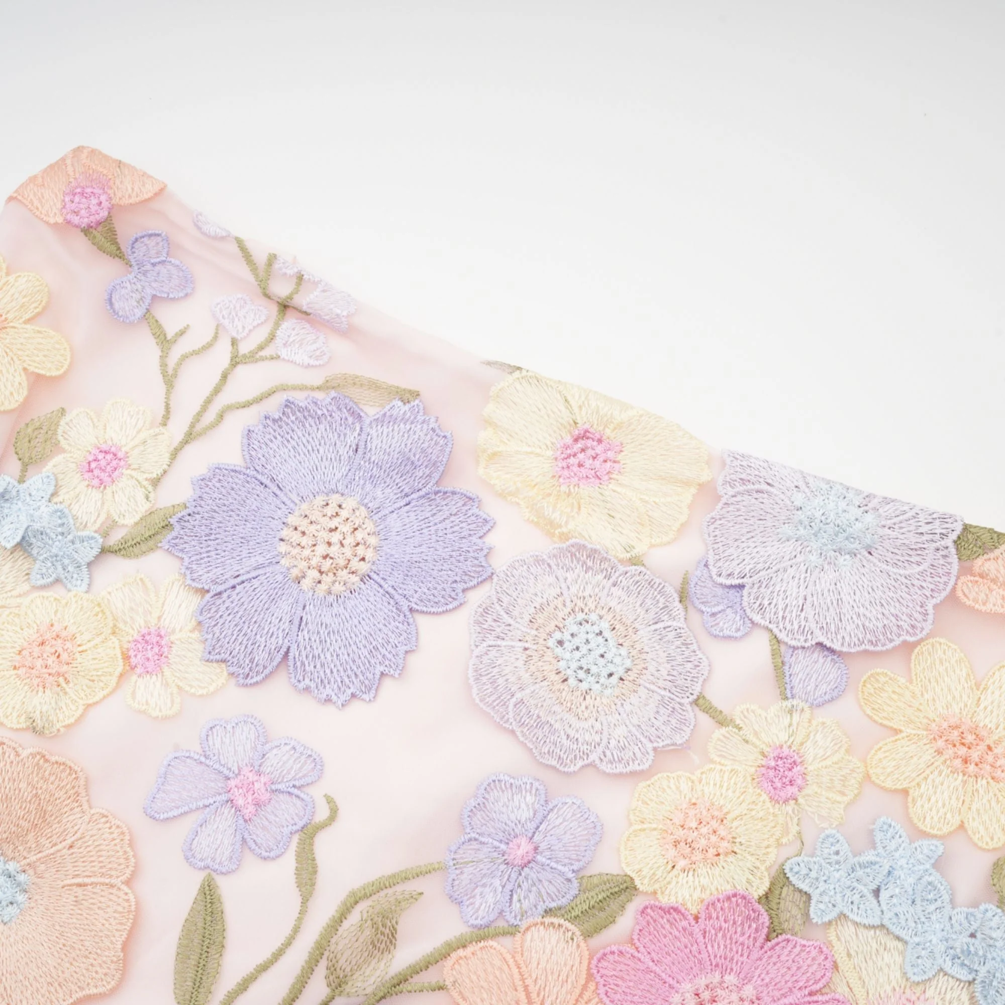 Heidi-Mode | Petal Besticktes Top & Rock Passendes Set - Image 20