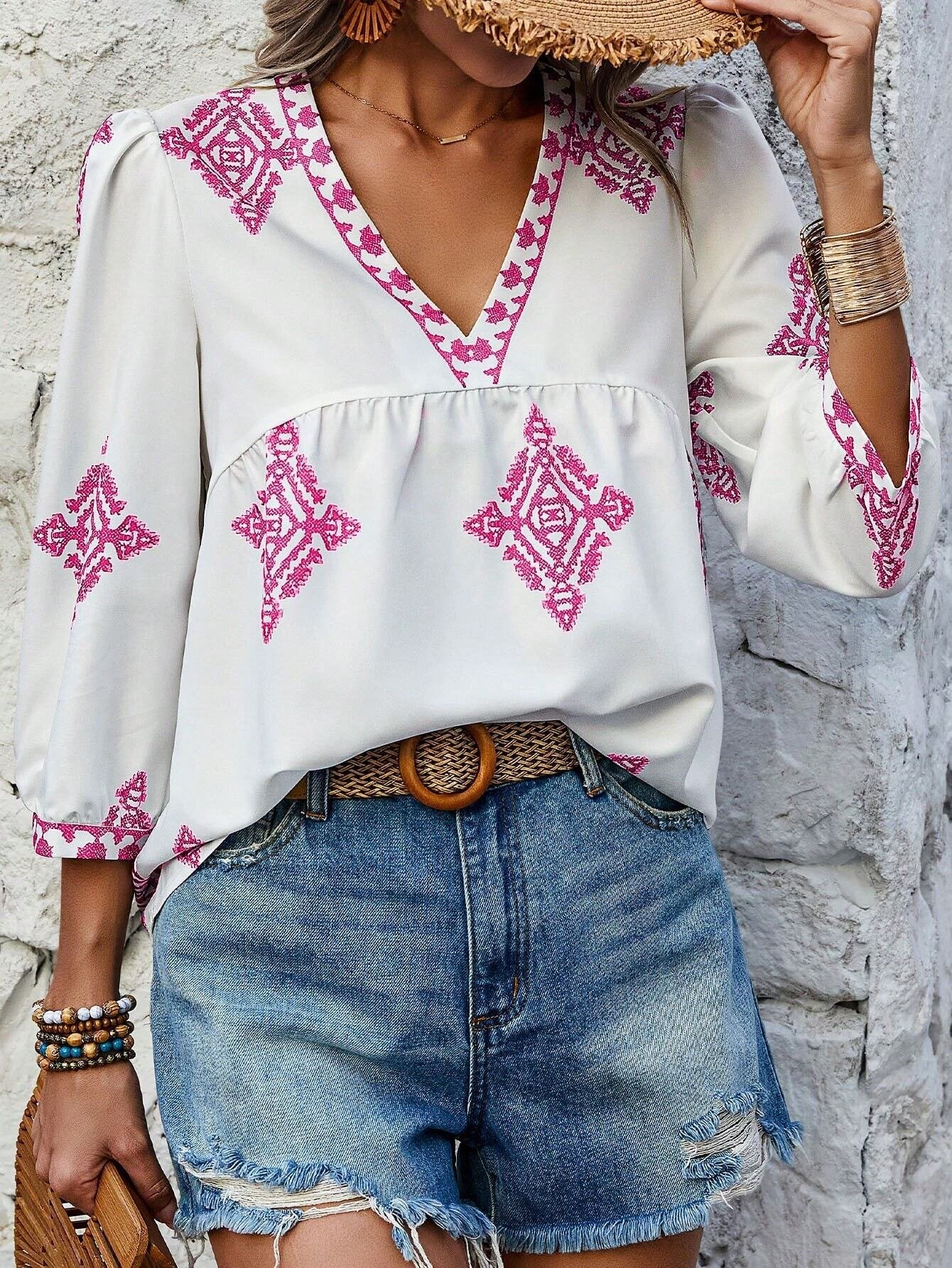 Heidi-Mode | Boho Chic V-Ausschnitt Bestickte Bluse für Frauen - Image 5