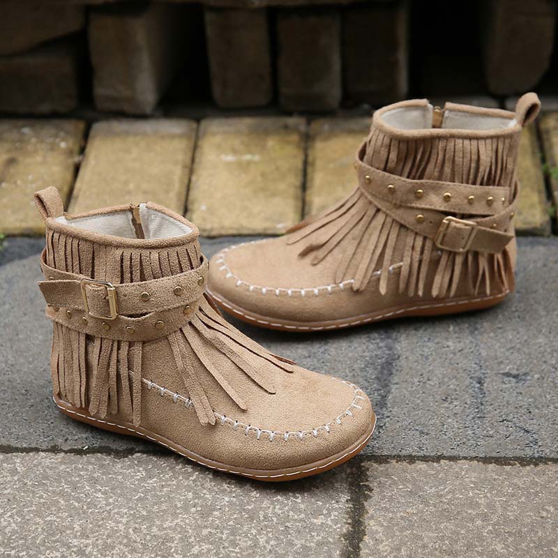 Heidi-Mode | Boho Stiefelette mit Fransen und Schnallen für Damen - Image 17