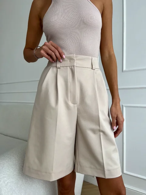 Heidi-Mode | Hochtaillierte Sommershorts für Frauen