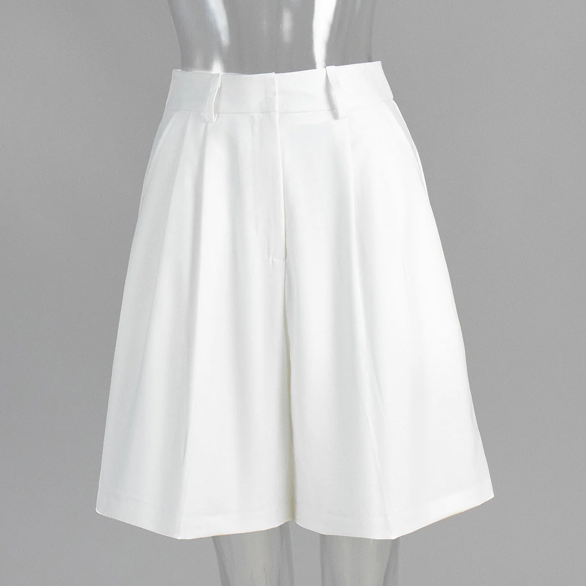 Heidi-Mode | Hochtaillierte Sommershorts für Frauen - Image 7