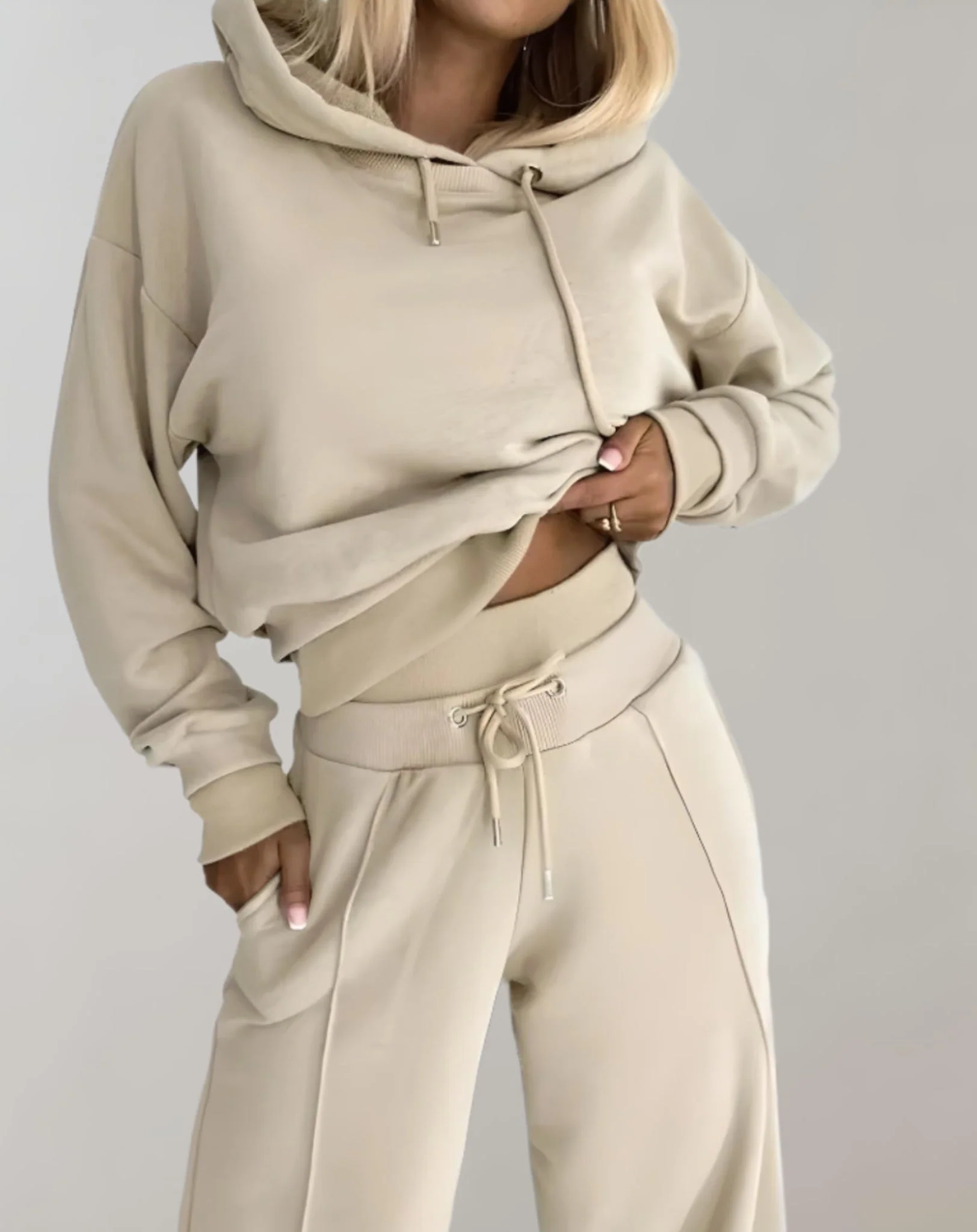 Heidi-Mode | Damen Loungeset mit Kapuze und Weitem Hose - Image 6