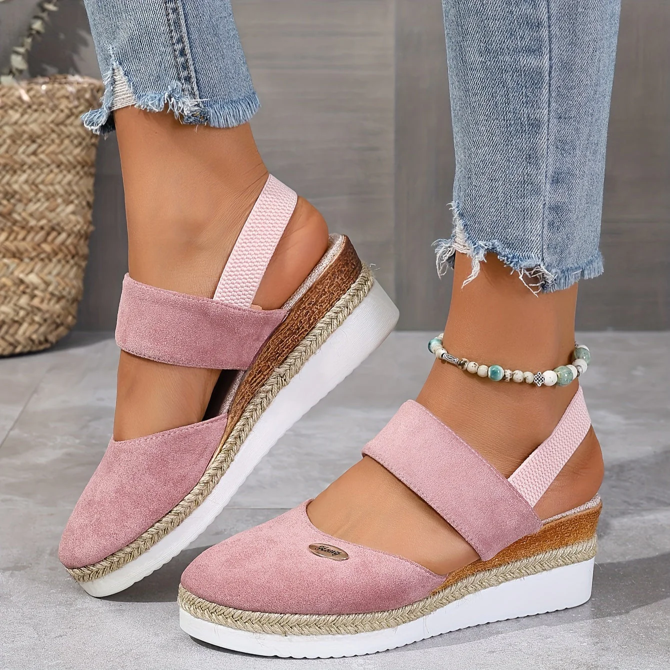 Heidi-Mode | Damen Sandalen Auf Plattform: Rutschfest, Geschlossene Zehe, Elastischer Riemen - Image 2