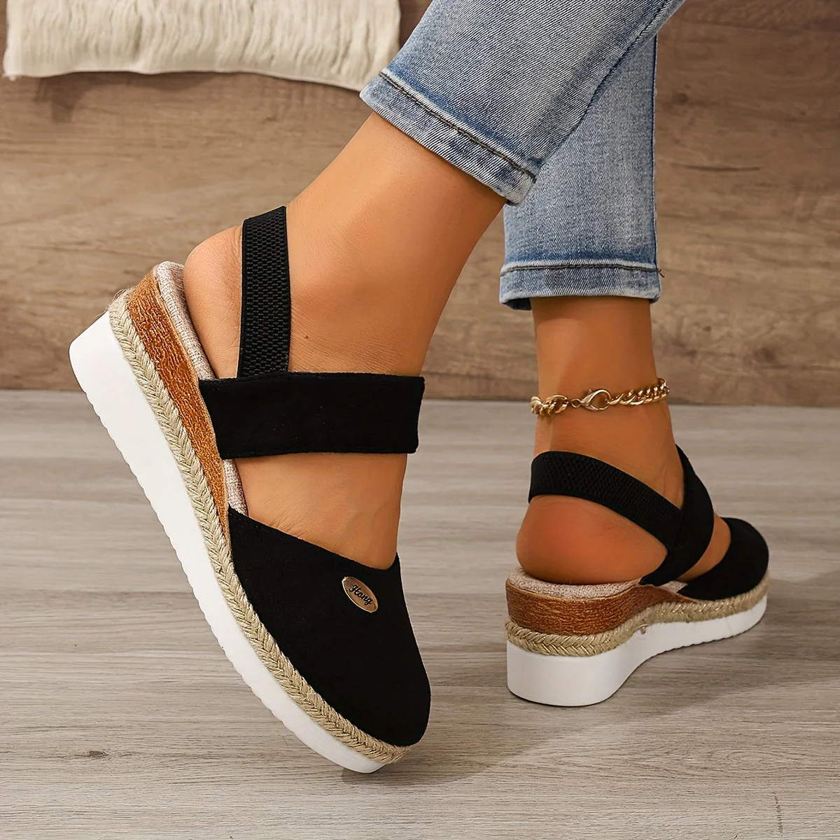 Heidi-Mode | Damen Sandalen Auf Plattform: Rutschfest, Geschlossene Zehe, Elastischer Riemen - Image 8
