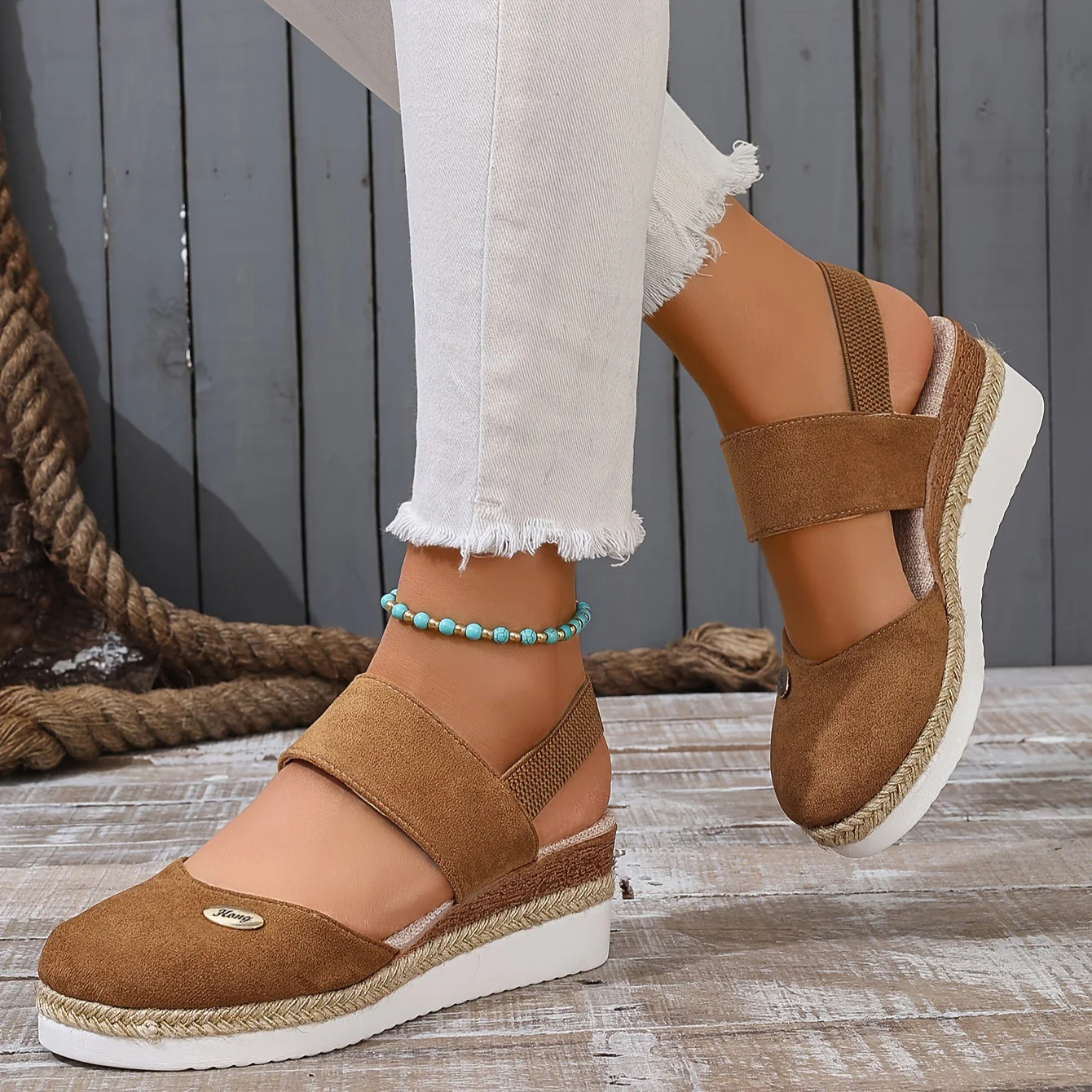 Heidi-Mode | Damen Sandalen Auf Plattform: Rutschfest, Geschlossene Zehe, Elastischer Riemen - Image 9