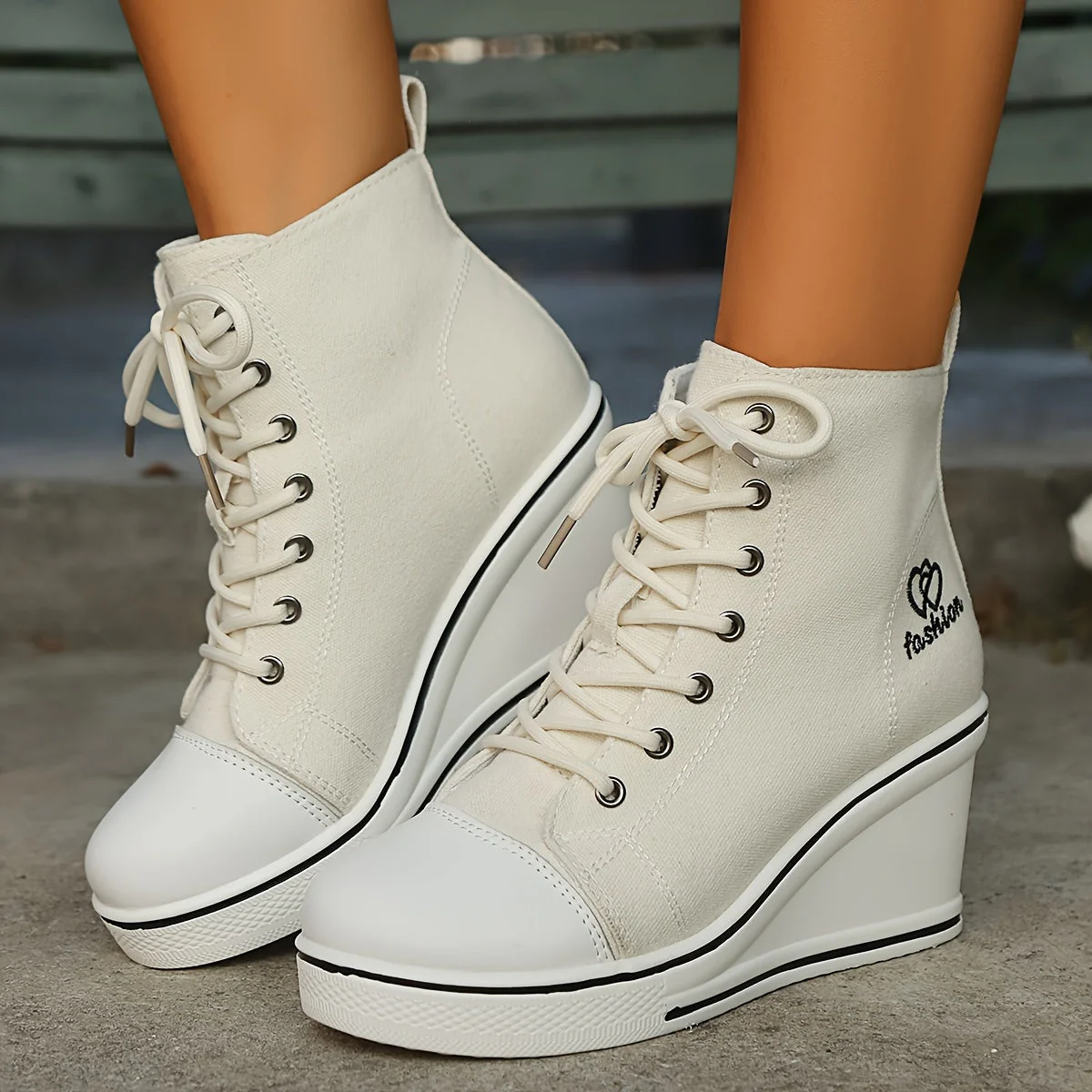 Heidi-Mode | Einfache Canvas Stiefeletten mit Liebesmotiv - Image 16