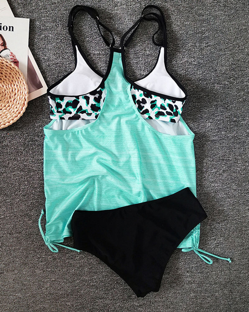 Heidi-Mode | Unifarbenes Tankini mit Leopardenmuster