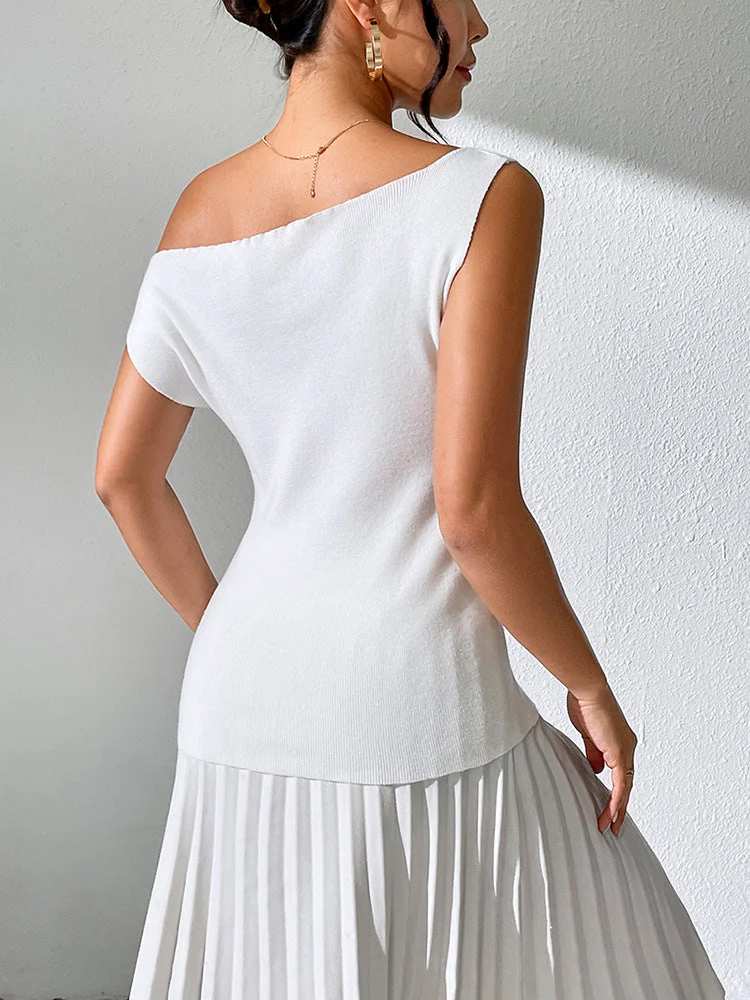 Heidi-Mode | Einfarbiges Ärmelloses Top mit Schulterfreiem Strickdesign - Image 3