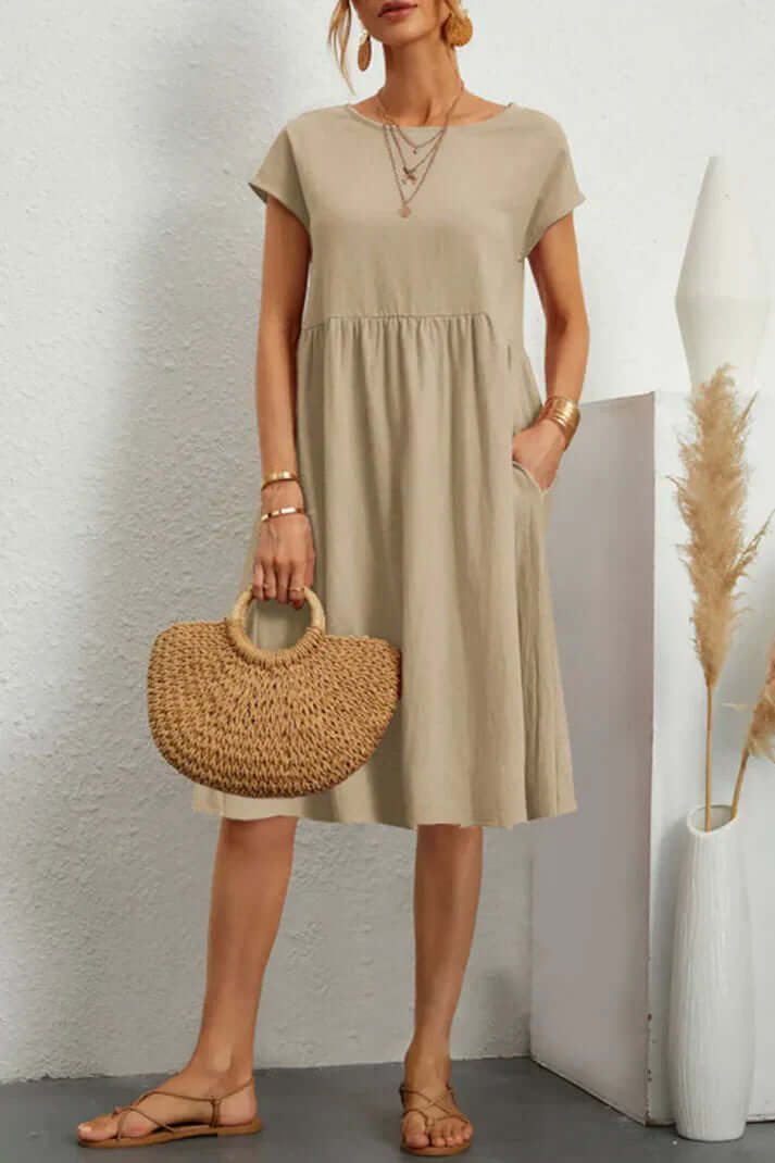 Heidi-Mode | Einfarbiges, Lässiges Kleid mit Kurzen Ärmeln und Rundem Halsausschnitt - Image 8
