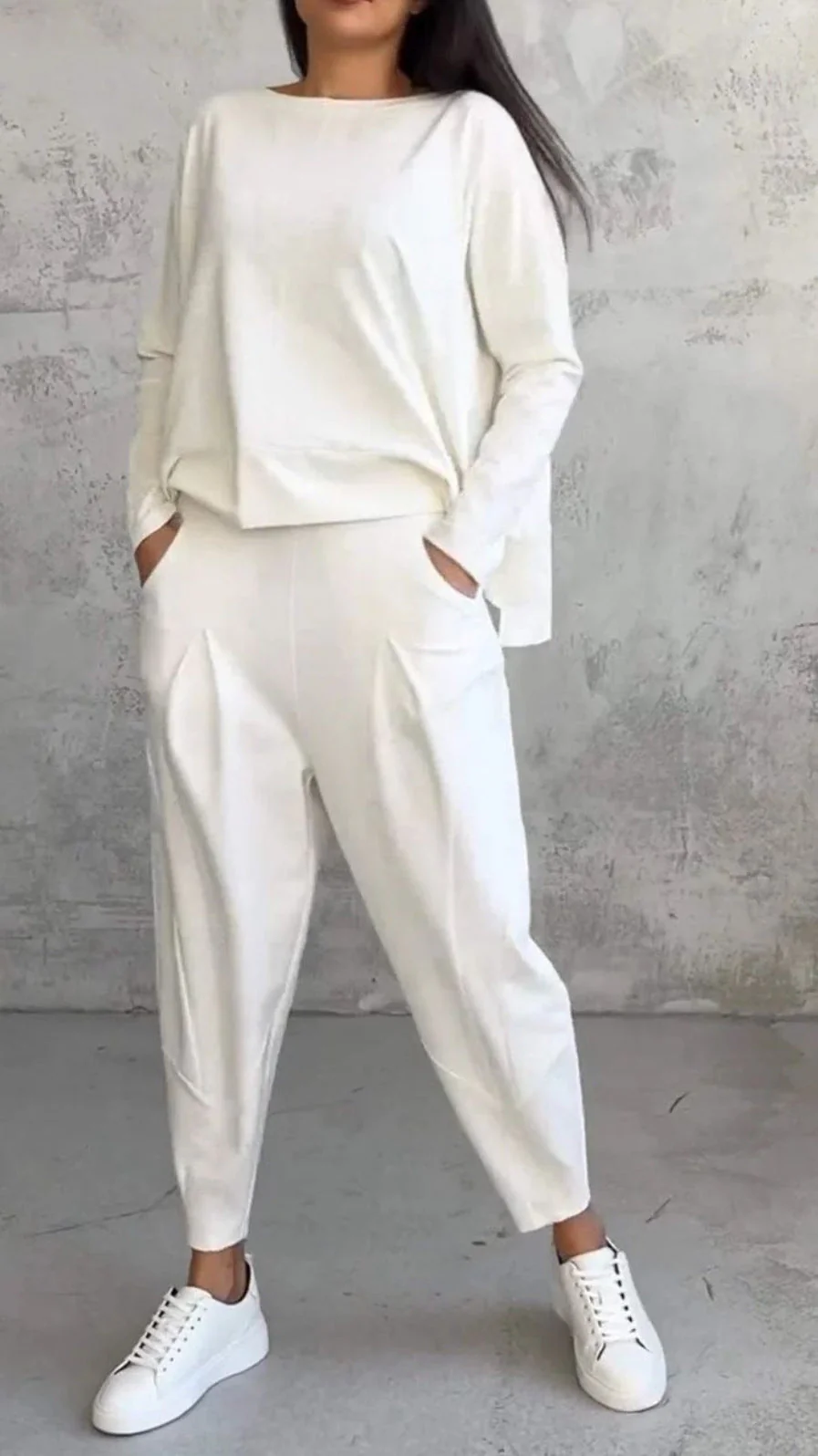 Heidi-Mode | Einfarbiges Slim-Fit Hosenanzug mit Rundhalsausschnitt - Image 7