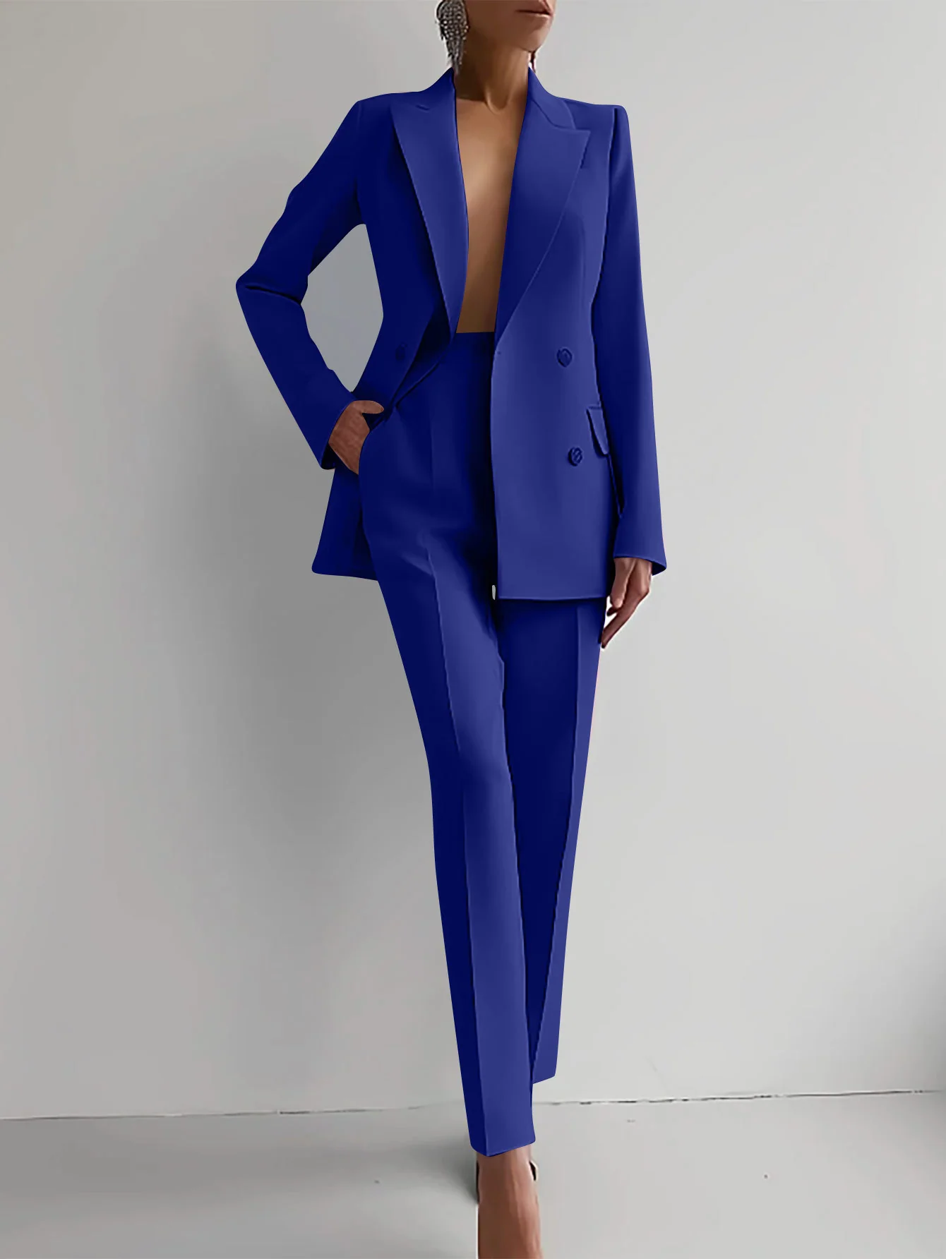 Heidi-Mode | Eleganter Damenanzug - Image 5