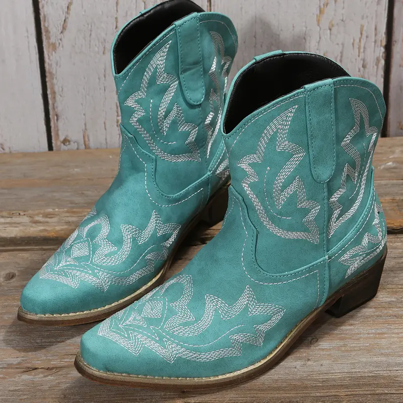 Heidi-Mode | Elegant Gestickte Western Stiefeletten - Image 5
