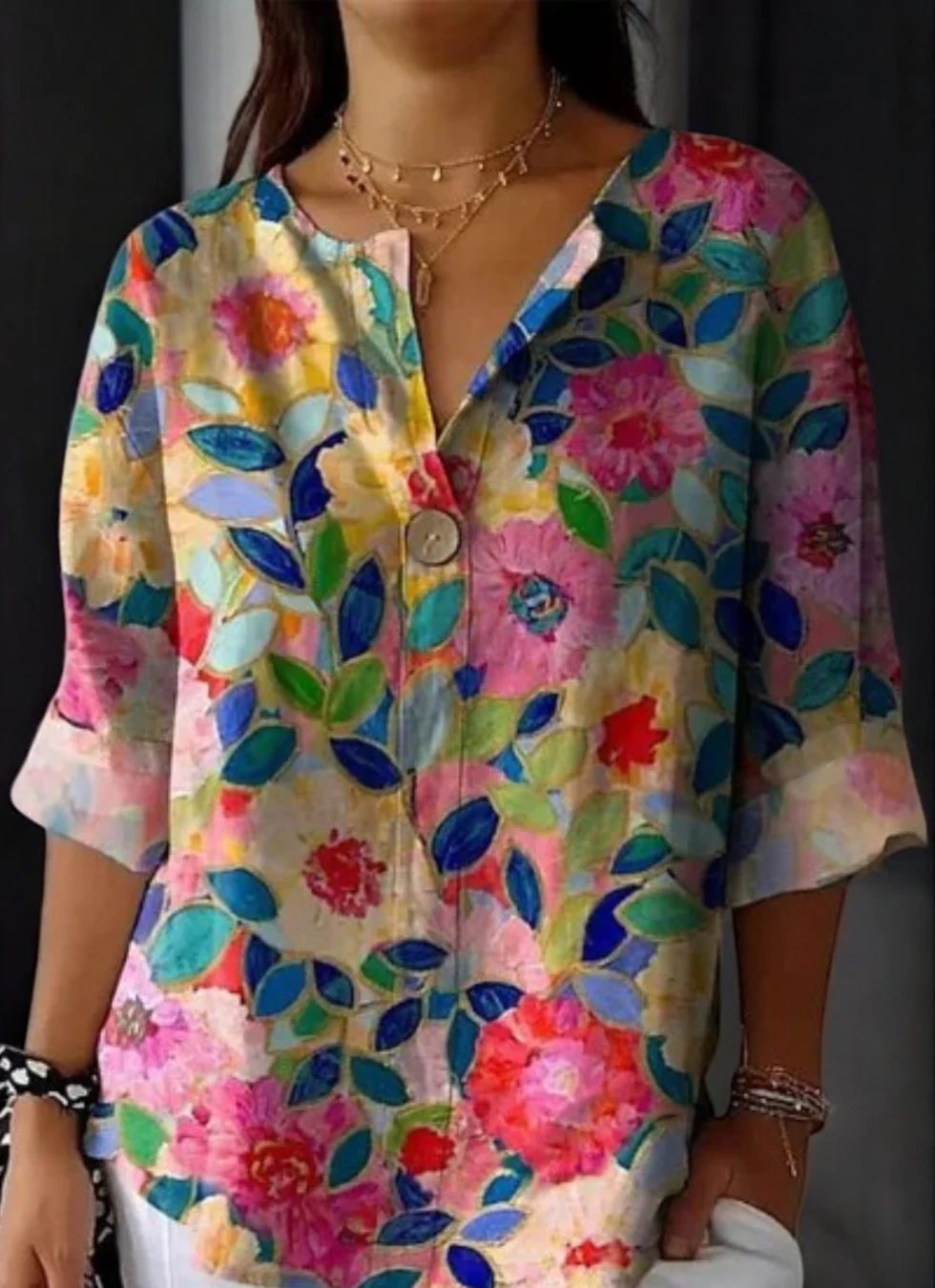 Heidi-Mode | Elegante Blumenbluse - Image 2