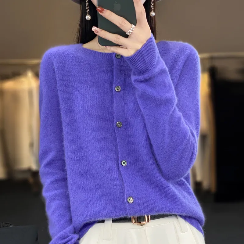 Heidi-Mode | Elegante Damenstrickjacke für Ultimativen Komfort - Image 10