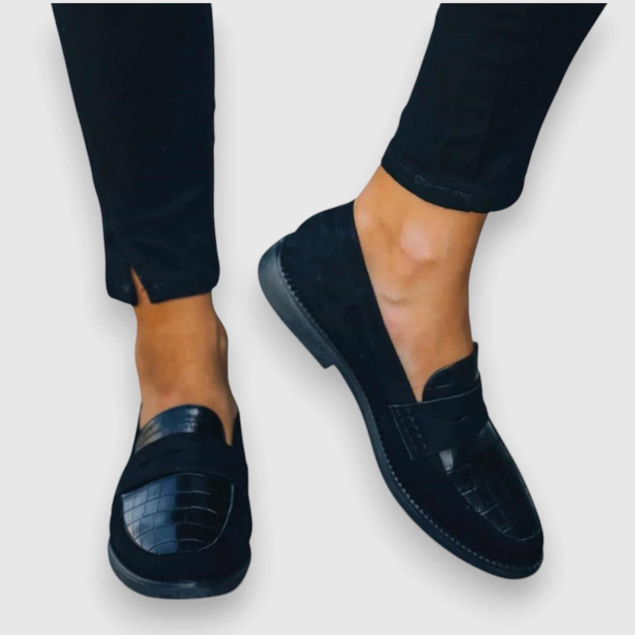 Heidi-Mode | Elegante Leder Loafer - Image 2