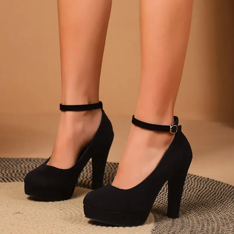 Heidi-Mode | Elegante und Verführerische Hochhackige Schuhe