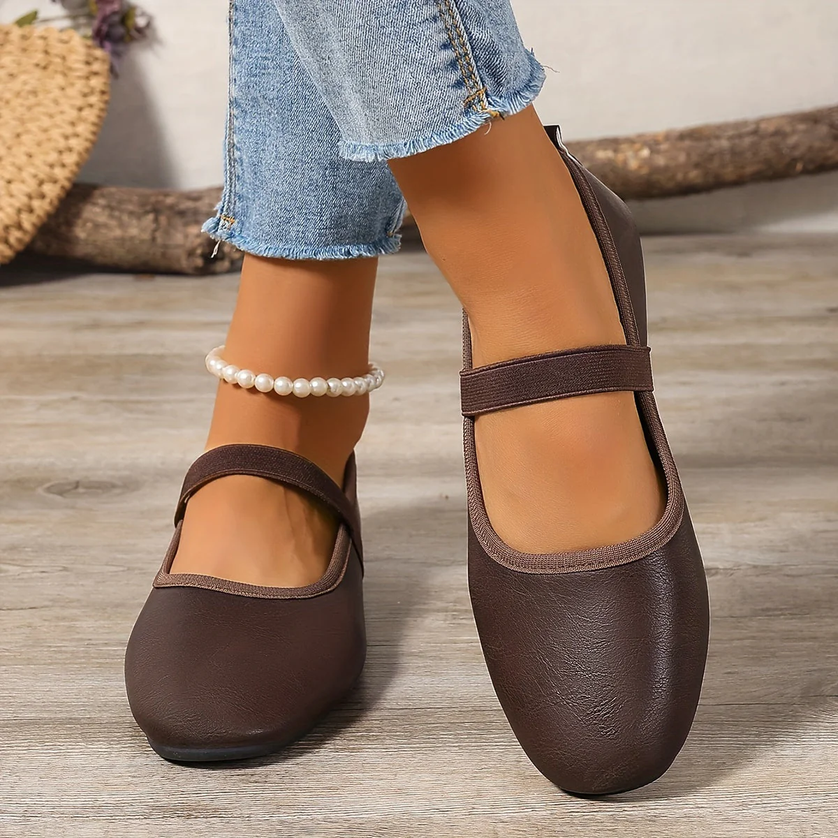 Heidi-Mode | Elegante Weiße Mary Jane Ballerinas - Image 14