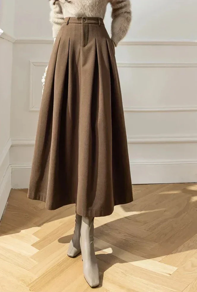 Heidi-Mode | Elegante Wollröcke - Image 3