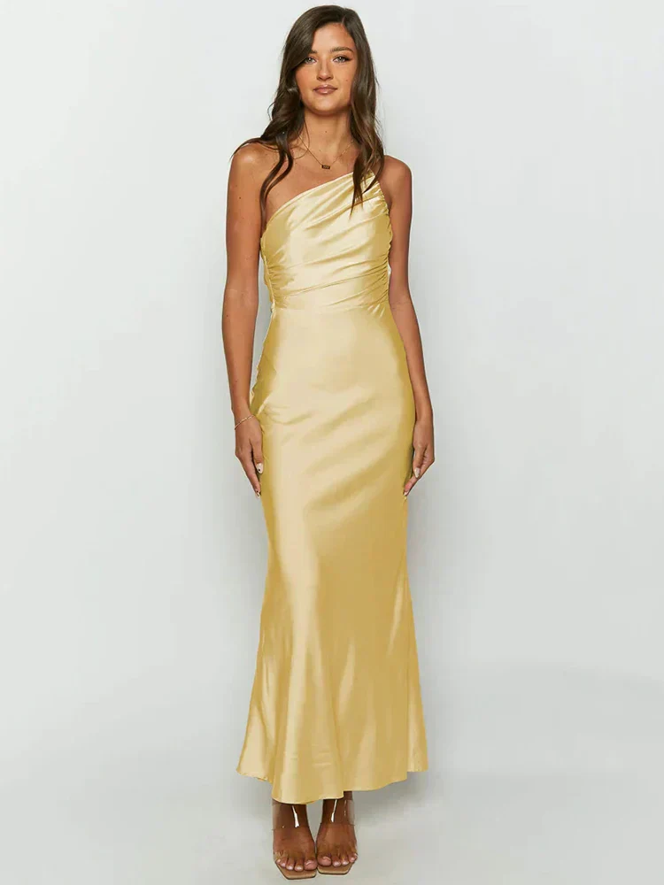Heidi-Mode | Elegantes Maxikleid Ohne Rücken für Einen Raffinierten Look