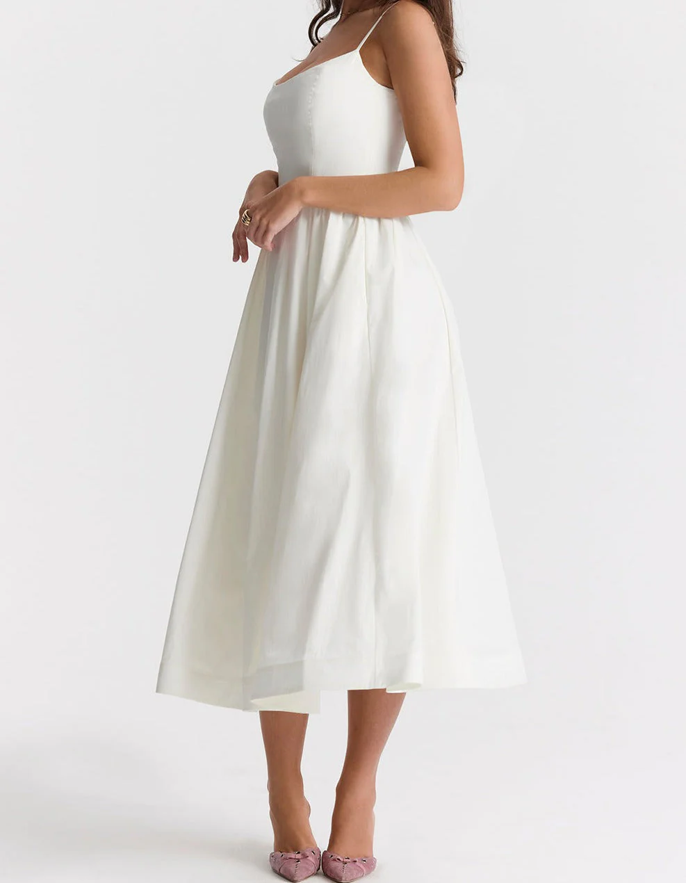 Heidi-Mode | Elegantes Midikleid Look - Image 17