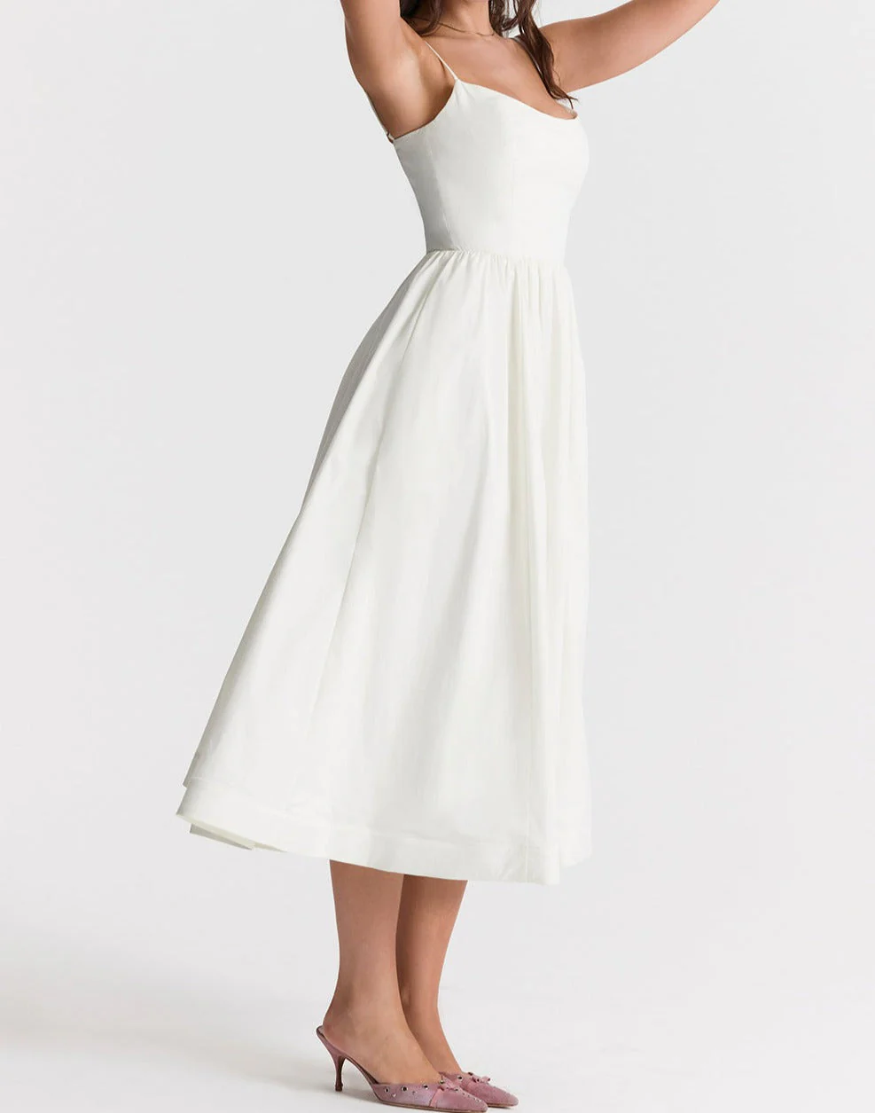 Heidi-Mode | Elegantes Midikleid Look - Image 18