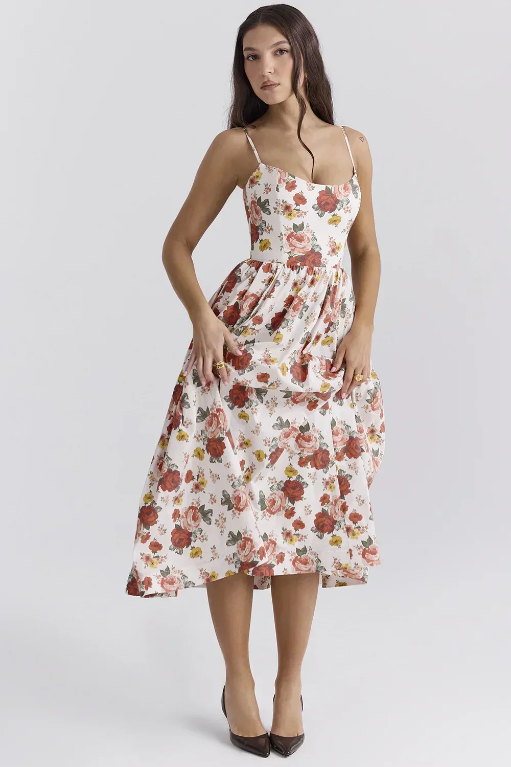 Heidi-Mode | Elegantes Midikleid Look - Image 28