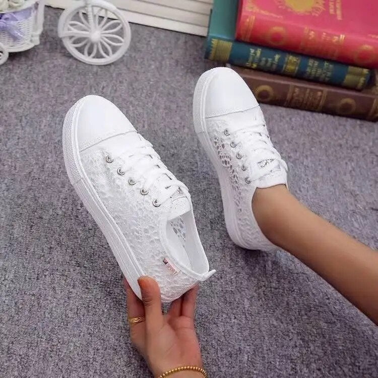 Heidi-Mode | Eleganz Zu Den Lässigen Sneaker-Schuhen Sneakers mit Schnürverschluss - Image 2