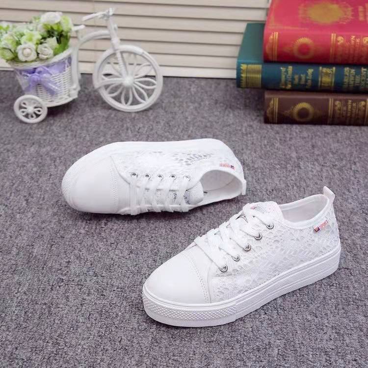 Heidi-Mode | Eleganz Zu Den Lässigen Sneaker-Schuhen Sneakers mit Schnürverschluss - Image 3