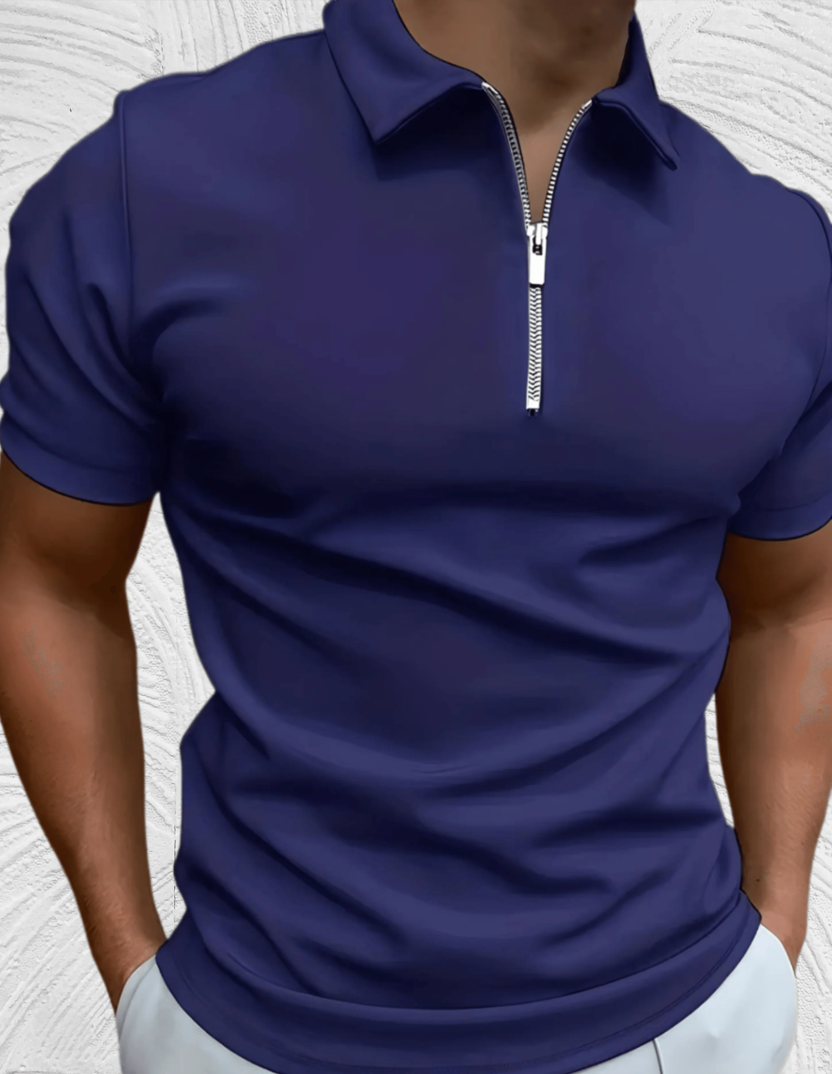 Heidi-Mode | Enganliegendes Poloshirt für Herren mit Reißverschluss - Image 4