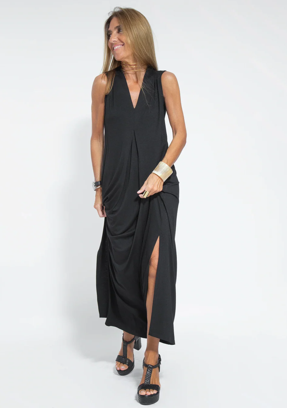 Heidi-Mode | Ensemble Bestehend Aus Einem Langen, Figurformenden Kleid und Einer Weste - Image 6