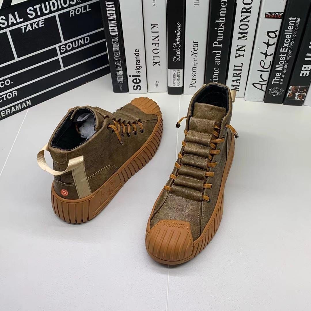 Heidi-Mode | Erhöhte Schuhe für Herren