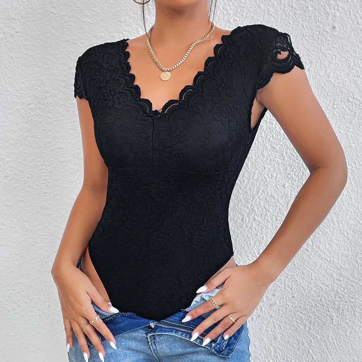 Heidi-Mode | Fit V-Ausschnitt Spitzenbodysuit Atmungsaktives Stretchmaterial Elegante Ganzjahresbekleidung - Image 9