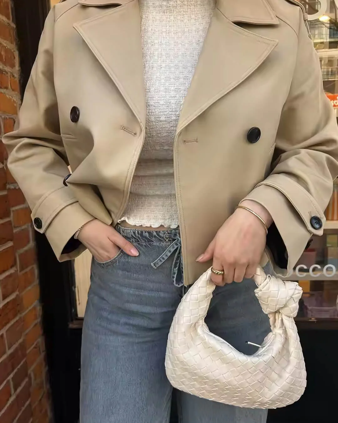 Heidi-Mode | Cropped Trenchcoat - Image 12