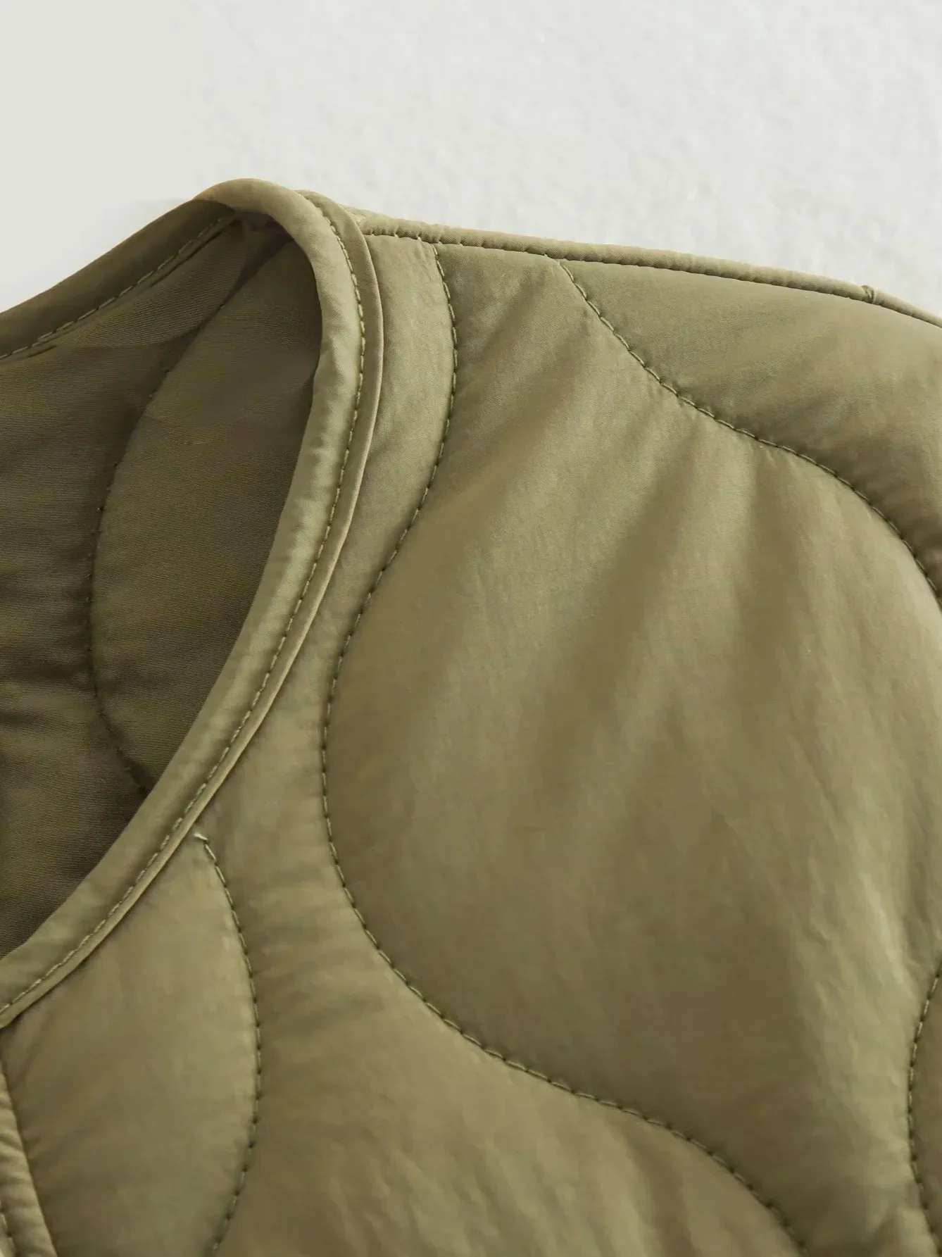 Heidi-Mode | Gepolsterte Jacke Damen, Leichtes Übergröße Modell mit Taschen, Knopfverschluss - Image 14