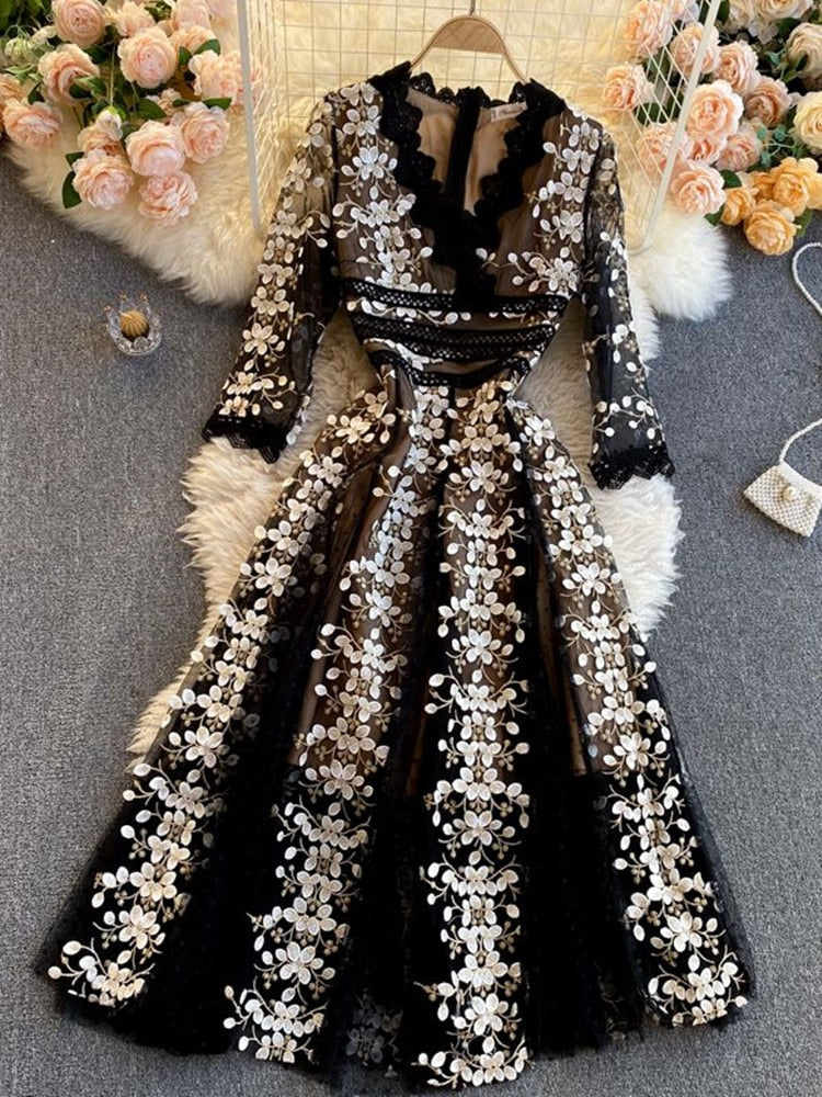 Heidi-Mode | Glaub An Alles Midi Kleid - Image 11
