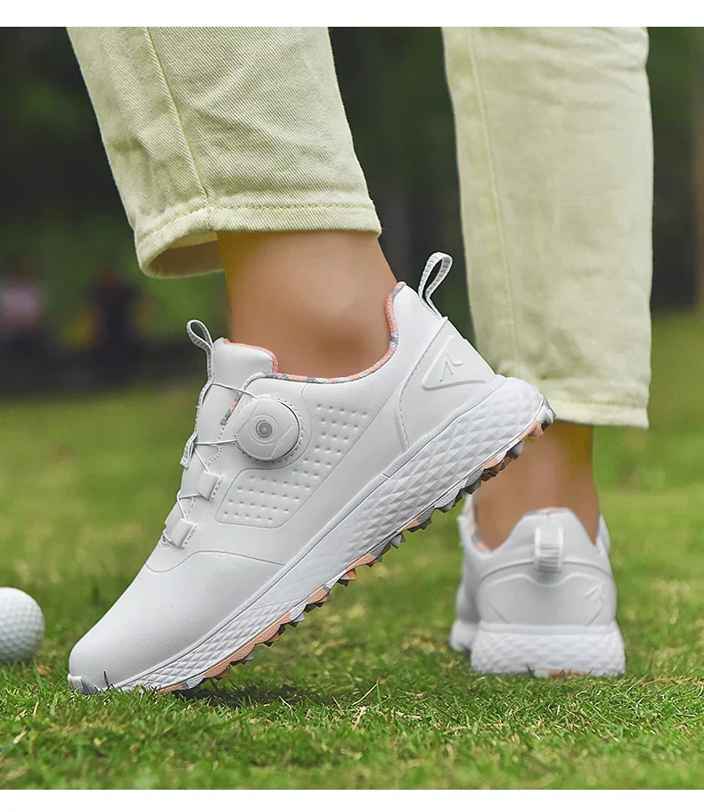 Heidi-Mode | Golf Sneakers - Image 2