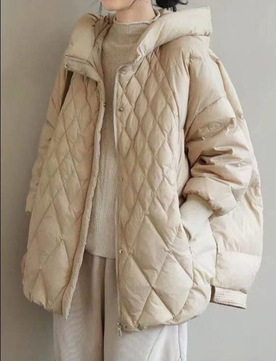 Heidi-Mode | Halblanger Wintermantel Mit Kapuze Für Damen - Image 4