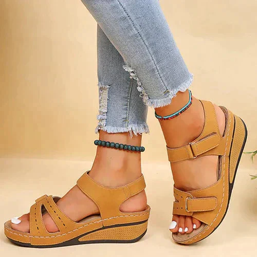 Heidi-Mode | Hochhackige Sandalen für Damen - Image 7