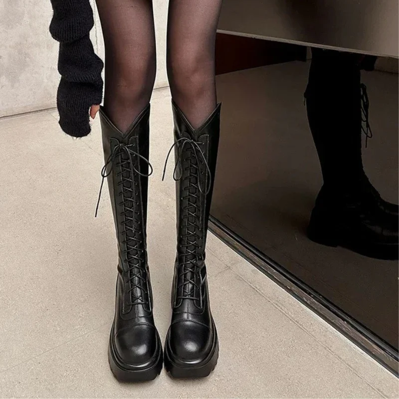 Heidi-Mode | Hohe Stiefel Damenstiefel mit Schnürung und Robuster Ferse - Image 14