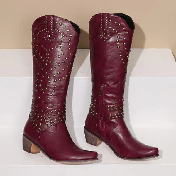 Heidi-Mode | Hohe Stiefel mit Metallnieten und Kobigem Absatz - Image 13