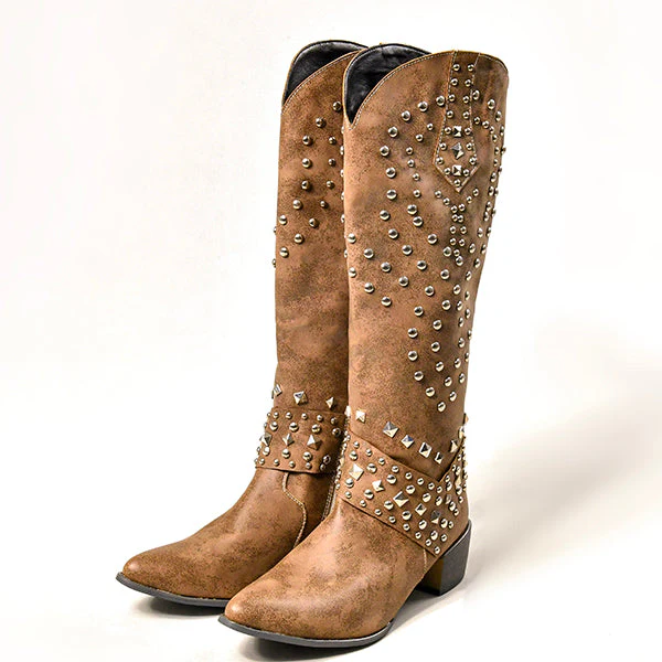 Heidi-Mode | Hohe Stiefel mit Metallnieten und Kobigem Absatz - Image 7