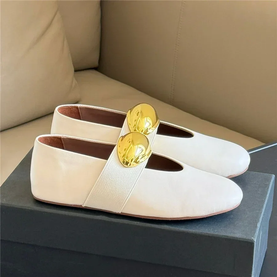 Heidi-Mode | Gotta Stop Pretending Flache Schuhe - Image 12